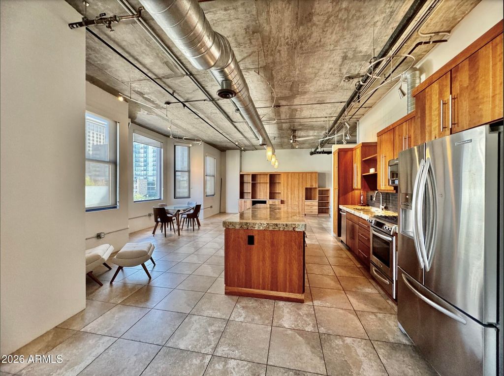 Image 10 of property listing at 21 E 6TH Street 306, Tempe, AZ 85281