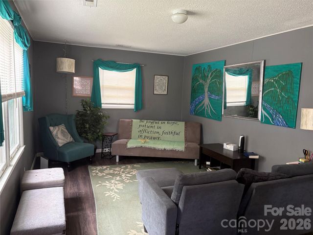 111 Magnolia Lane, Lancaster, SC 29720