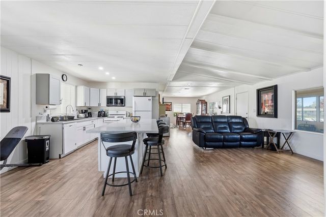 1456 E Philadelphia 132, Ontario, CA 91761