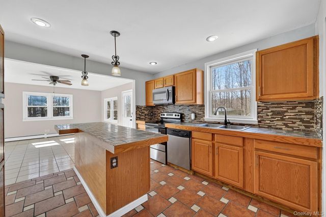 405 County Route 22, Middletown, NY 10940