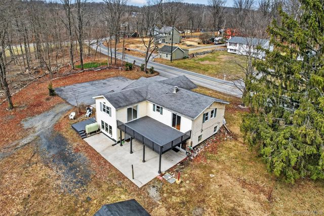 405 County Route 22, Middletown, NY 10940