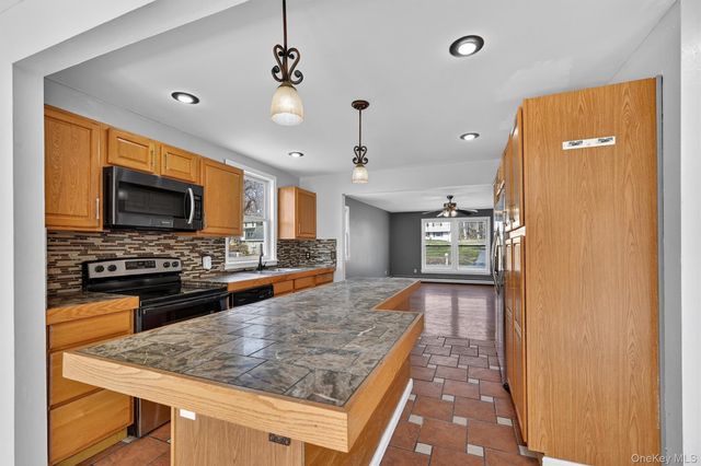 405 County Route 22, Middletown, NY 10940