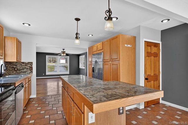 405 County Route 22, Middletown, NY 10940