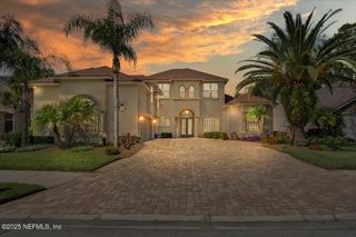 2160 AUTUMN COVE Circle, Fleming Island, FL 32003