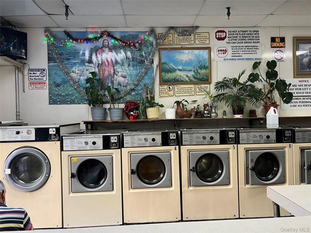 445 Bleecker Street Street, Brooklyn, NY 11237