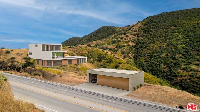 0 Kanan Road, Agoura Hills, CA 91301