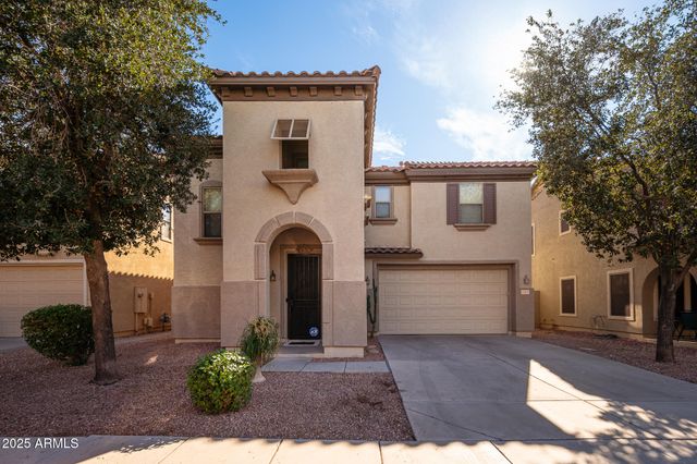 10933 W COLLEGE Drive, Phoenix, AZ 85037