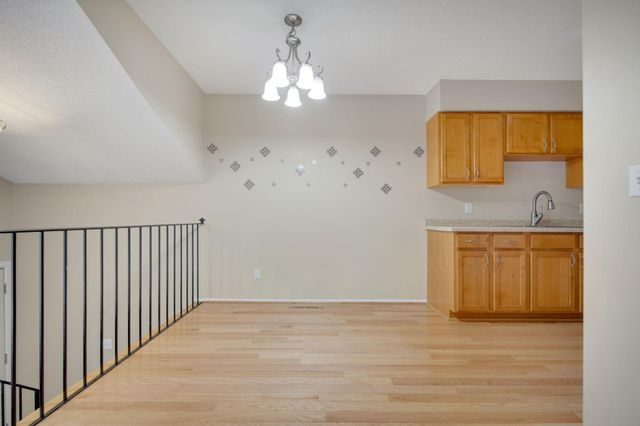 361 Elan Court, Woodbury, MN 55125