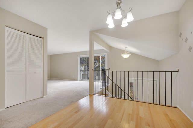 361 Elan Court, Woodbury, MN 55125