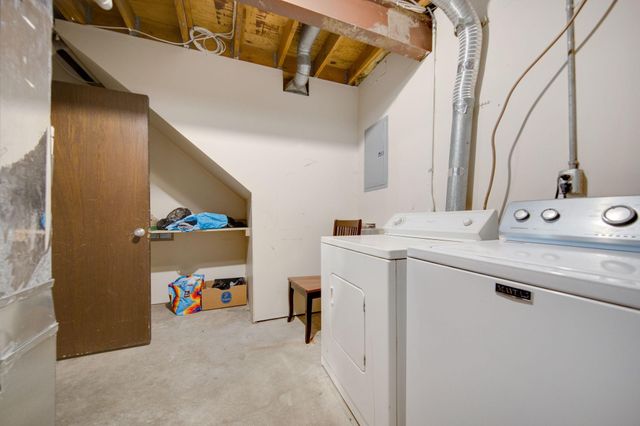 361 Elan Court, Woodbury, MN 55125