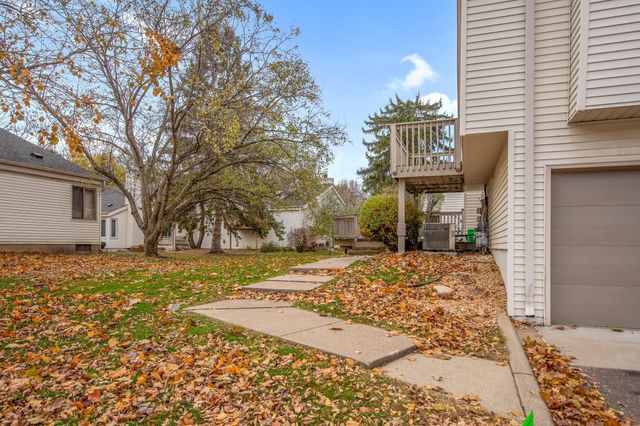 361 Elan Court, Woodbury, MN 55125
