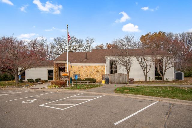 361 Elan Court, Woodbury, MN 55125