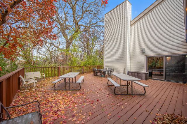 361 Elan Court, Woodbury, MN 55125