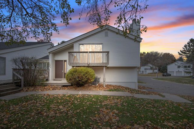 361 Elan Court, Woodbury, MN 55125