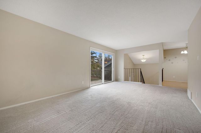 361 Elan Court, Woodbury, MN 55125