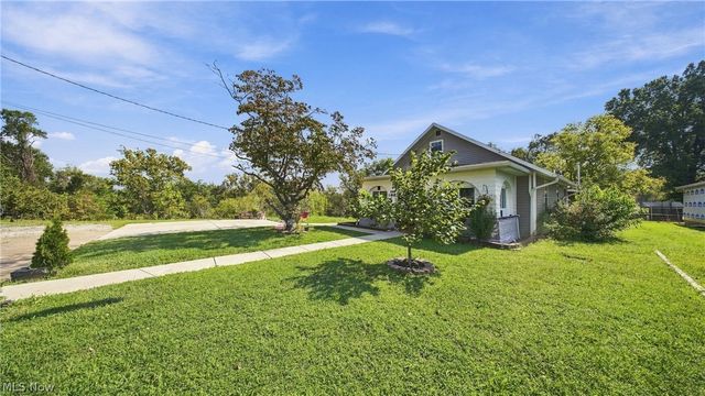 738 Lulu Street, Parkersburg, WV 26101