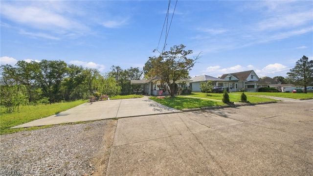738 Lulu Street, Parkersburg, WV 26101