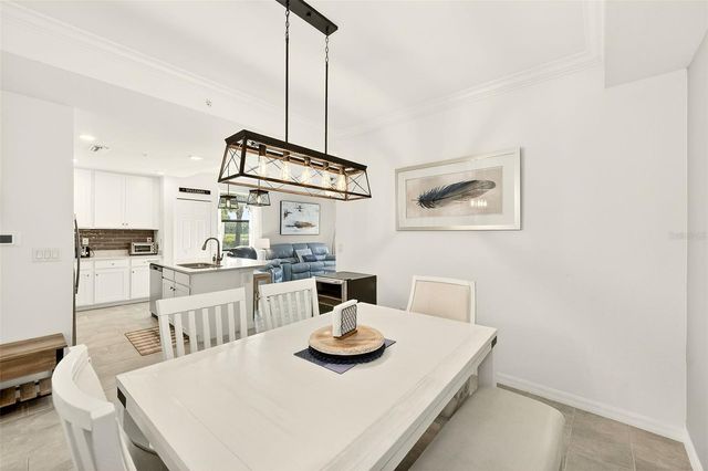 18028 GAWTHROP DRIVE 101, Bradenton, FL 34211