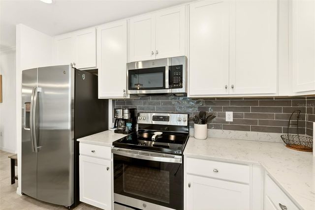 18028 GAWTHROP DRIVE 101, Bradenton, FL 34211