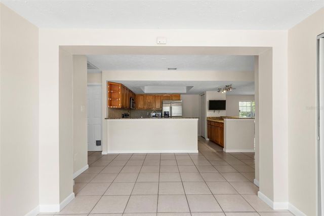 8904 W FLORA STREET, Tampa, FL 33615