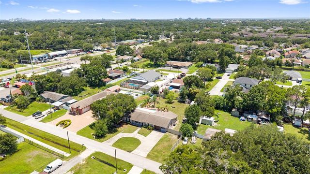 8904 W FLORA STREET, Tampa, FL 33615