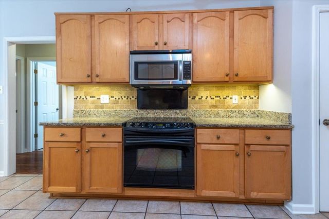 3476 WOLF SHADOW LN, Bartlett, TN 38133