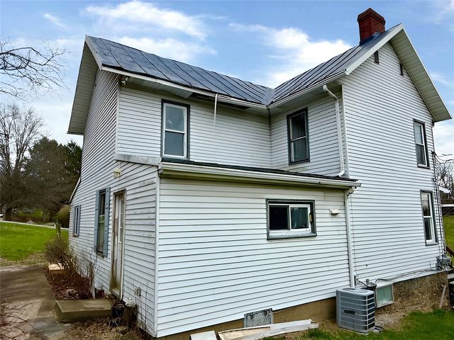 1126 Old National Pike, Centerville, PA 15333