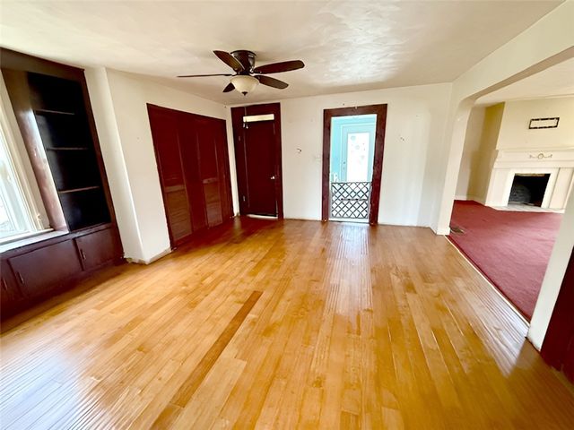 1126 Old National Pike, Centerville, PA 15333