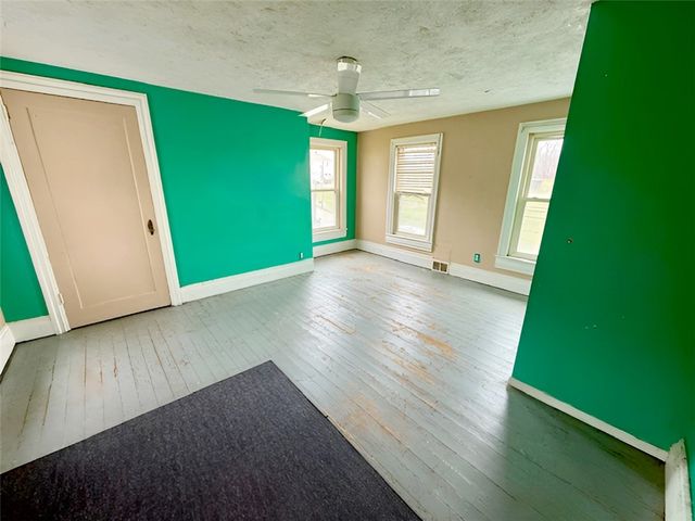 1126 Old National Pike, Centerville, PA 15333