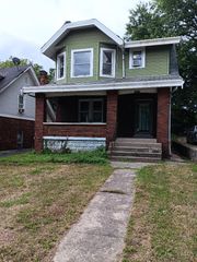 1013 Del Monte Street, Cincinnati, OH 45205