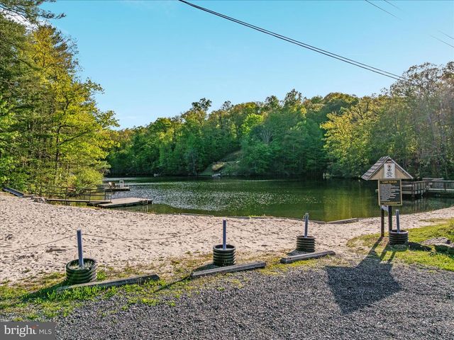 60 FAWN RUN LN, Hedgesville, WV 25427