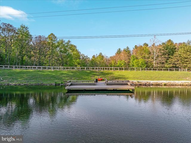 60 FAWN RUN LN, Hedgesville, WV 25427