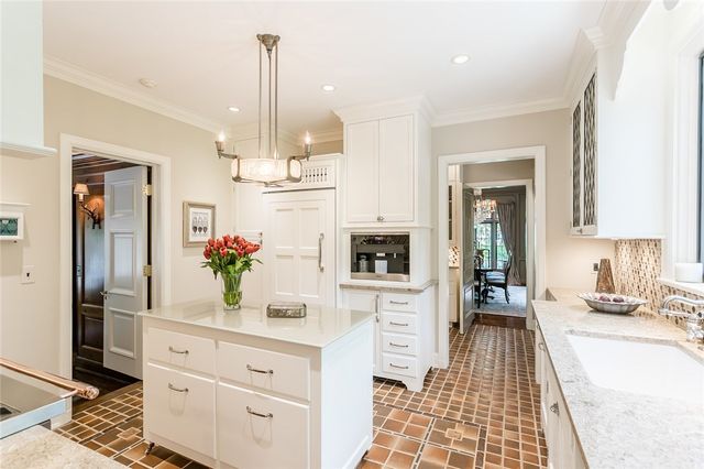 239 Sandringham Road, Brighton, NY 14610