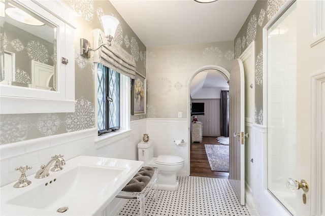 239 Sandringham Road, Brighton, NY 14610