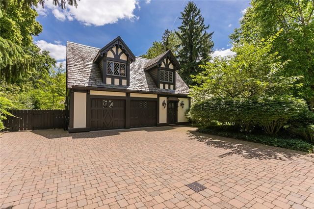 239 Sandringham Road, Brighton, NY 14610