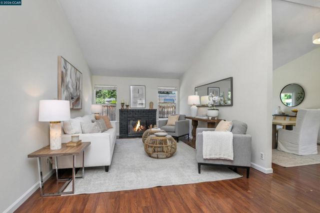 1808 Las Ramblas Dr, Concord, CA 94521