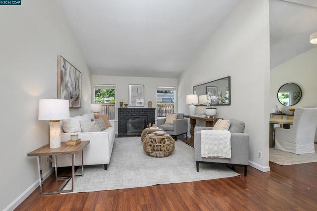 1808 Las Ramblas Dr, Concord, CA 94521