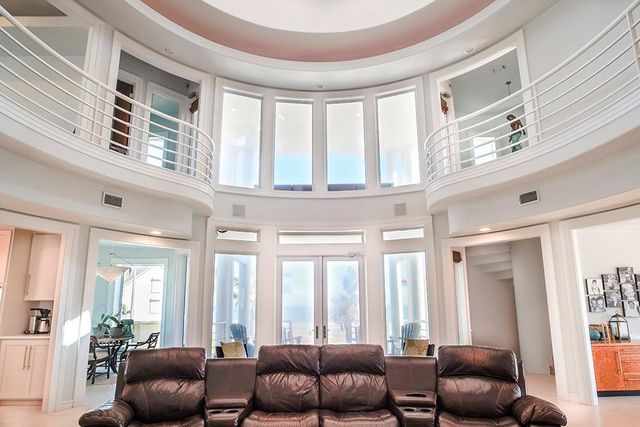 4214 Turks Point, Galveston, TX 77554