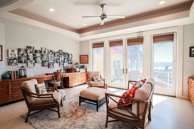 4214 Turks Point, Galveston, TX 77554