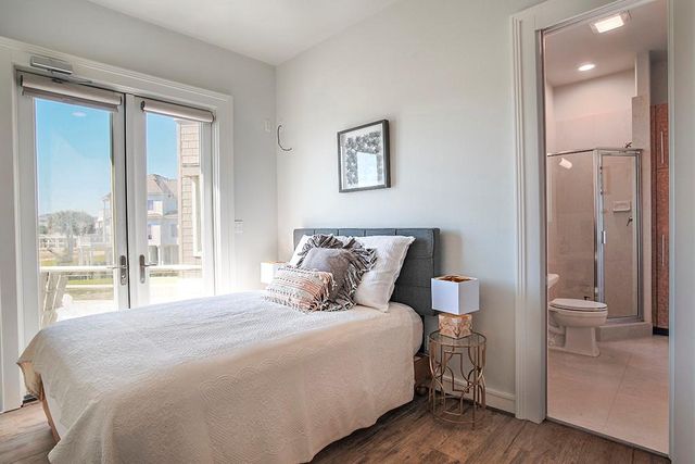 4214 Turks Point, Galveston, TX 77554