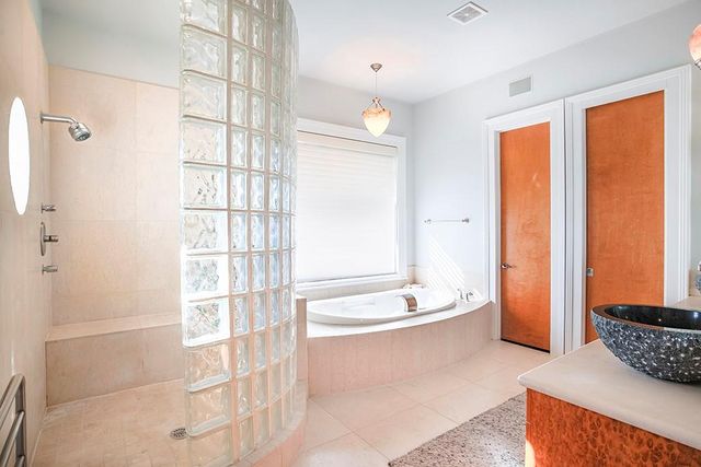 4214 Turks Point, Galveston, TX 77554