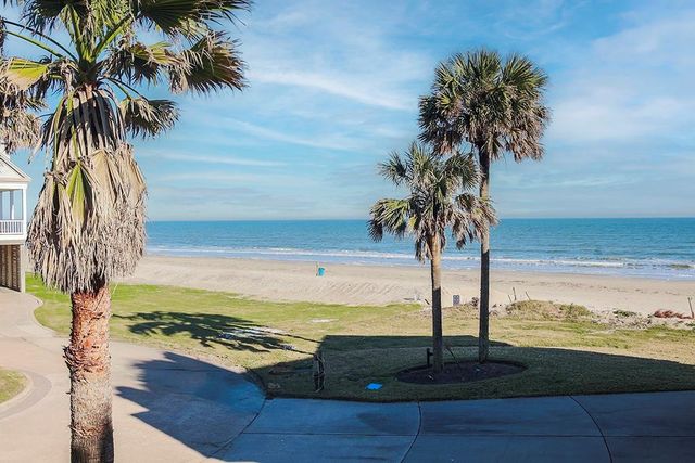 4214 Turks Point, Galveston, TX 77554