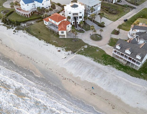 4214 Turks Point, Galveston, TX 77554