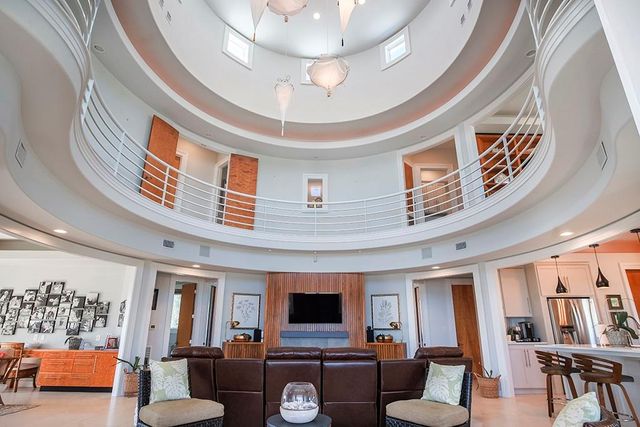 4214 Turks Point, Galveston, TX 77554