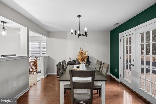 5 HAMPTON CT, Mount Laurel, NJ 08054