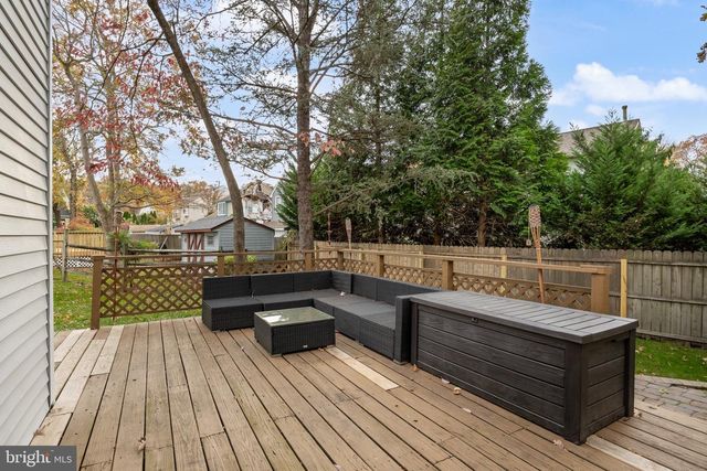 5 HAMPTON CT, Mount Laurel, NJ 08054