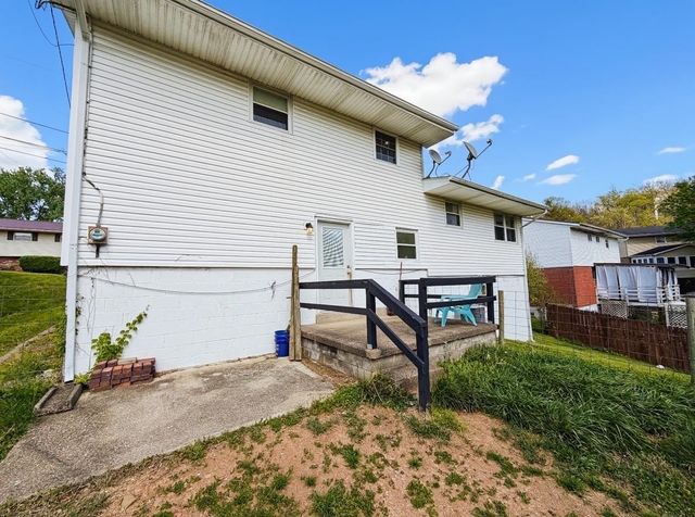 337 Cherokee Trail, Huntington, WV 25705