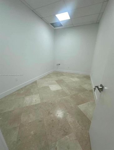 2400 NW 36th St C7, Pompano Beach, FL 33073