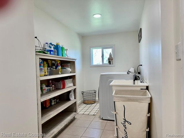 9335 Sheridan Road, Gaines Township, MI 48436