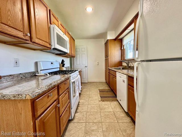9335 Sheridan Road, Gaines Township, MI 48436